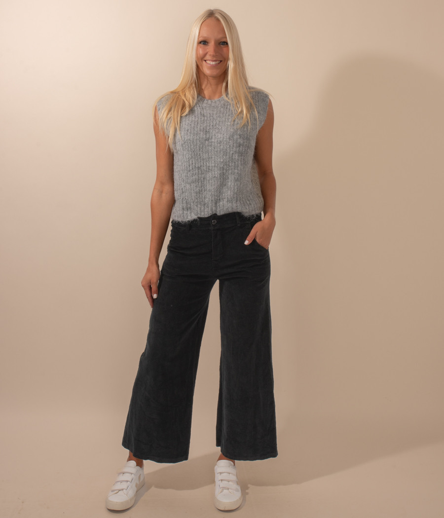 Women's plain velour trousers